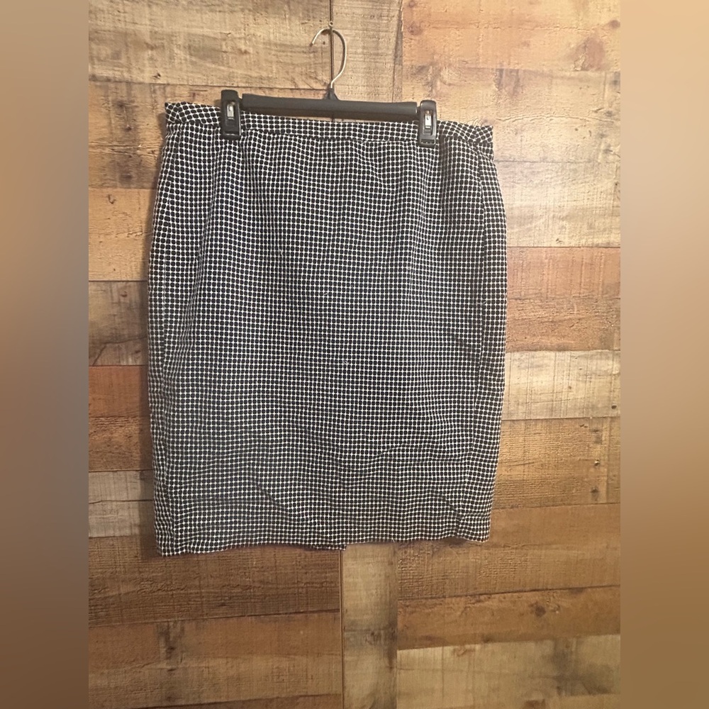 Merona Black and White Geometric Skirt